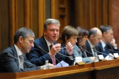 11 October 2012 European Commissioner for Enlargement Stefan Fule presents the European Commission’s 2012 Report on Serbia’s progress to the members of the European Integration Committee (Photo: TANJUG)